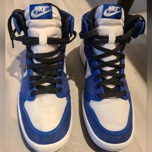 *SOLD* AJKO 1 RETRO JORDAN SNEAKER MENS SIZE 9 USED